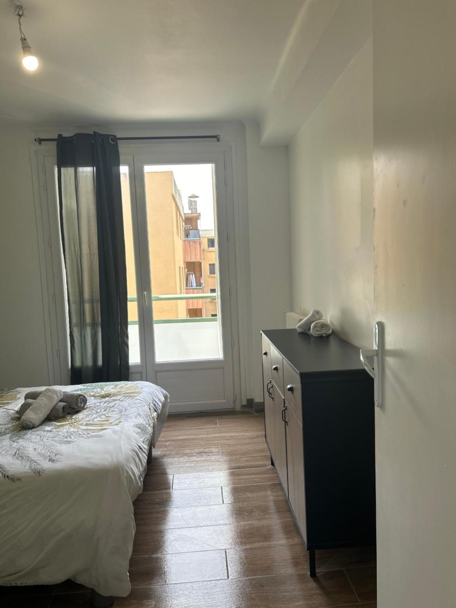 Charmant 3 Pieces Carcassonne Apartment Exterior foto